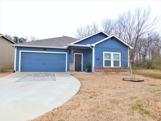 2100 Paxton Way, Denton, TX 76209