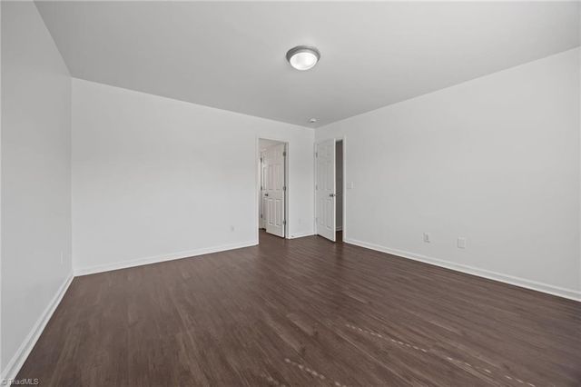 606 Three Oaks Drive, High Point, NC 27265