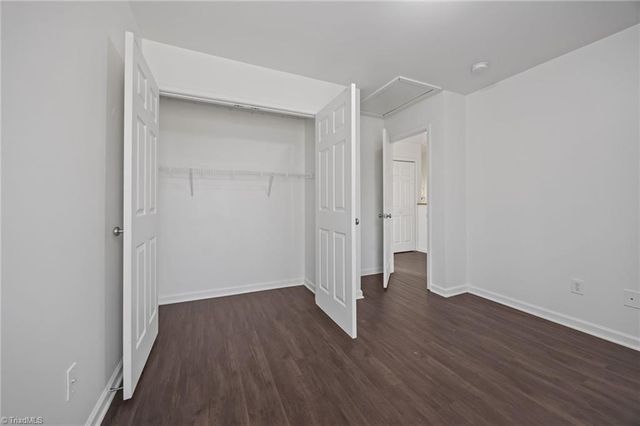 606 Three Oaks Drive, High Point, NC 27265