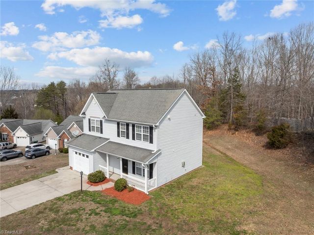 606 Three Oaks Drive, High Point, NC 27265