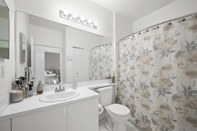 520 Florida Club Blvd 104, St Augustine, FL 32084