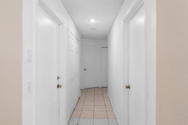 6179 Savannah Way, Lake Worth, FL 33463