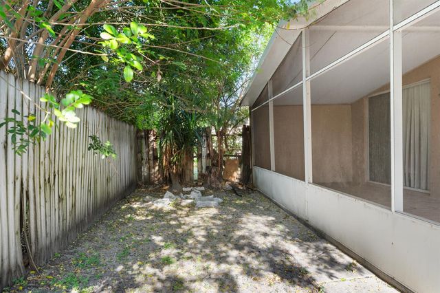 6179 Savannah Way, Lake Worth, FL 33463