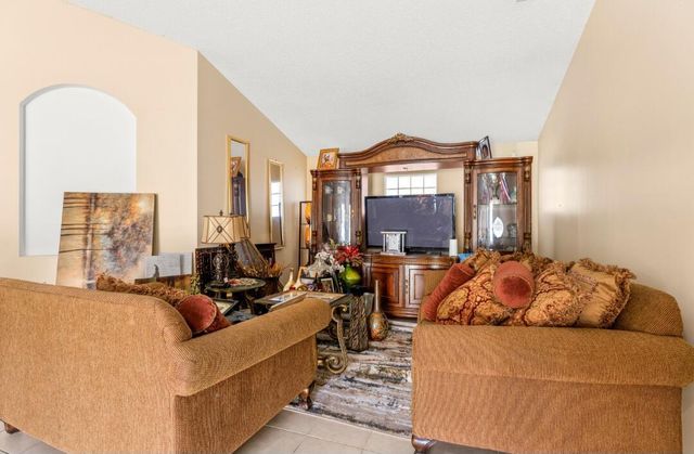 6179 Savannah Way, Lake Worth, FL 33463