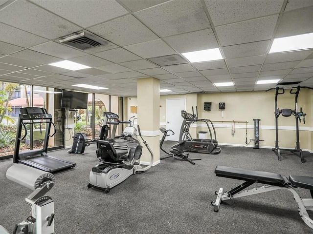 4040 N Hills Drive 31, Hollywood, FL 33021
