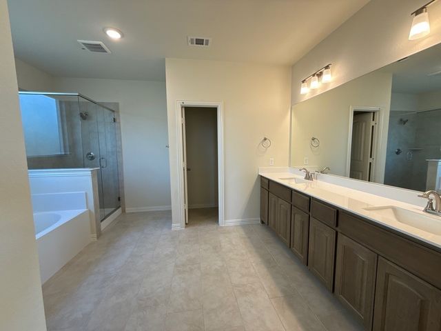 1124 Trinity Drive, Springtown, TX 76082
