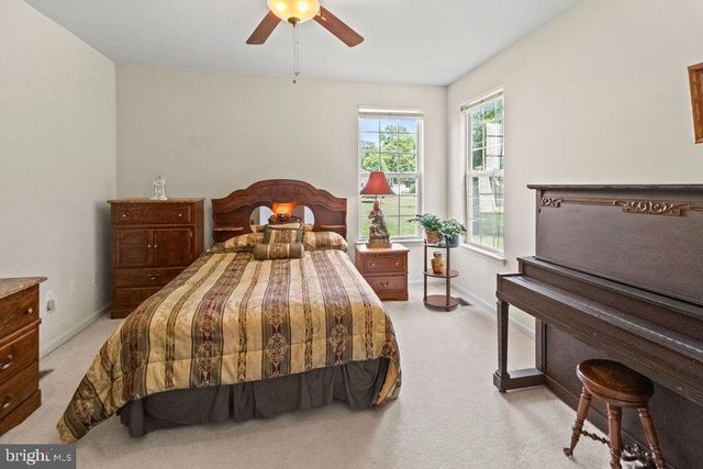 17088 WINDWARD LN, King George, VA 22485