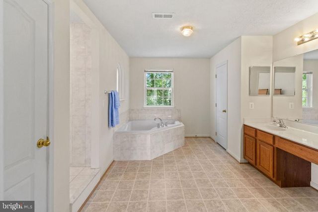 17088 WINDWARD LN, King George, VA 22485
