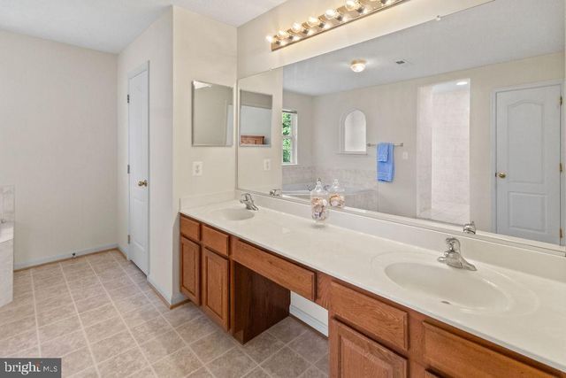 17088 WINDWARD LN, King George, VA 22485