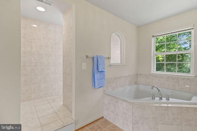 17088 WINDWARD LN, King George, VA 22485