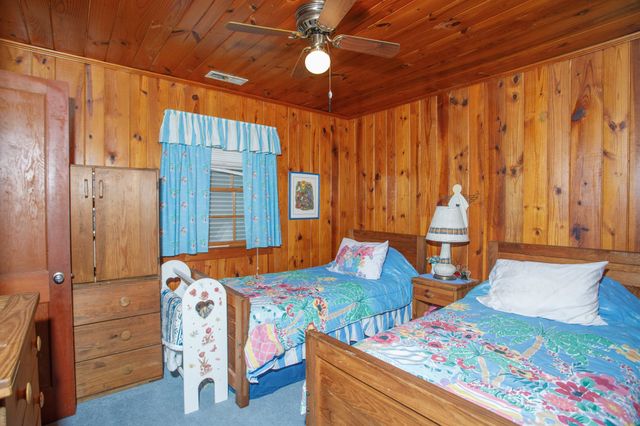 1606 Hillside Dr. S, North Myrtle Beach, SC 29582