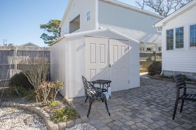 1606 Hillside Dr. S, North Myrtle Beach, SC 29582