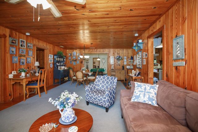 1606 Hillside Dr. S, North Myrtle Beach, SC 29582