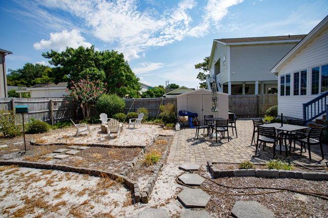 1606 Hillside Dr. S, North Myrtle Beach, SC 29582