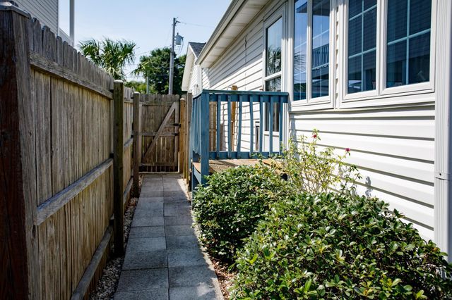 1606 Hillside Dr. S, North Myrtle Beach, SC 29582