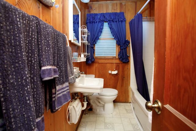 1606 Hillside Dr. S, North Myrtle Beach, SC 29582