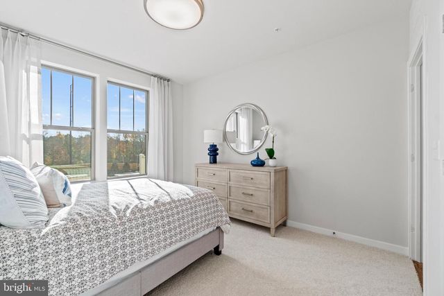 1110A DABNEY DR, Manassas Park, VA 20111