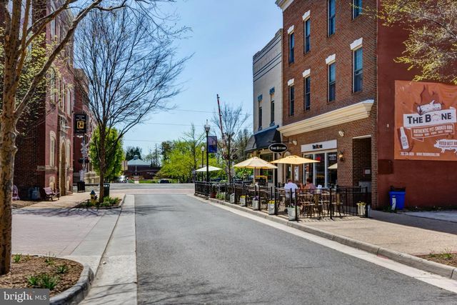 1110A DABNEY DR, Manassas Park, VA 20111