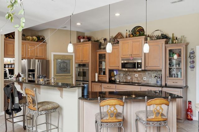 2337 Pokeberry Lane, Lampe, MO 65681