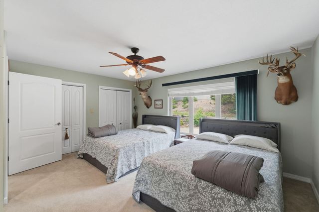 2337 Pokeberry Lane, Lampe, MO 65681