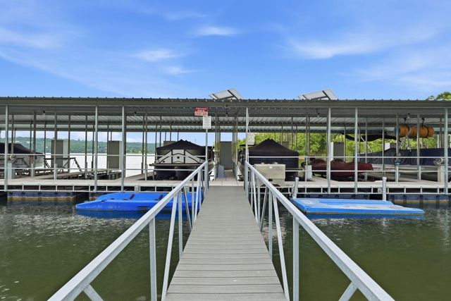 2337 Pokeberry Lane, Lampe, MO 65681