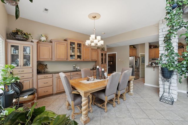 2337 Pokeberry Lane, Lampe, MO 65681