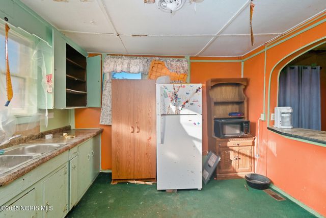 461 W Tiffin Street, Fostoria, OH 44830