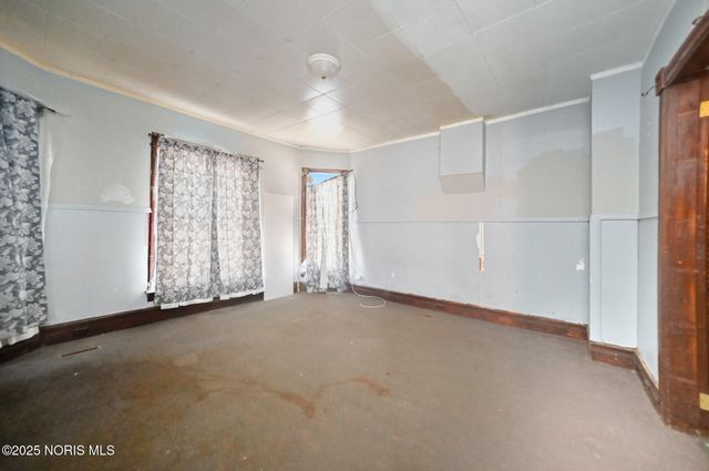 461 W Tiffin Street, Fostoria, OH 44830