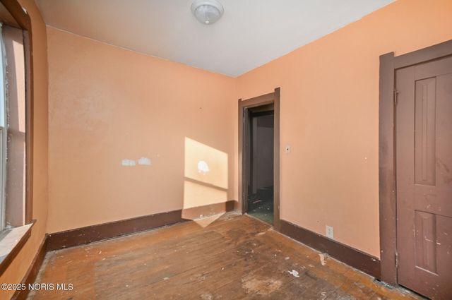 461 W Tiffin Street, Fostoria, OH 44830