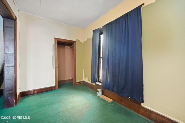 461 W Tiffin Street, Fostoria, OH 44830