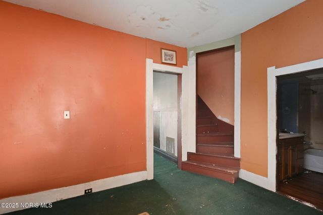 461 W Tiffin Street, Fostoria, OH 44830