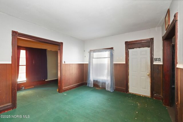 461 W Tiffin Street, Fostoria, OH 44830