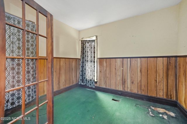 461 W Tiffin Street, Fostoria, OH 44830