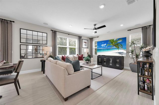 10484 SPRING LAKE DRIVE, Clermont, FL 34711