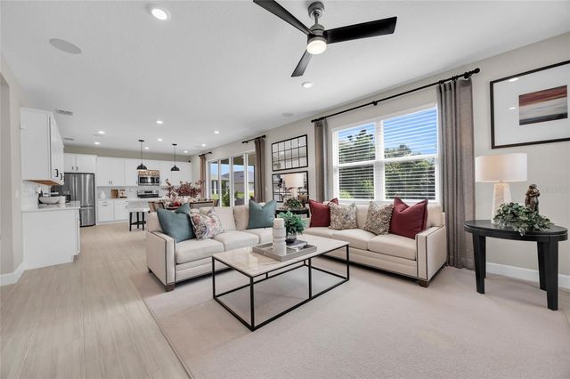 10484 SPRING LAKE DRIVE, Clermont, FL 34711