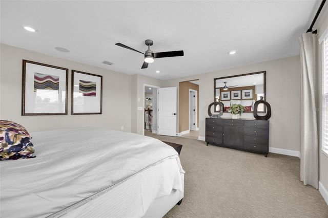 10484 SPRING LAKE DRIVE, Clermont, FL 34711