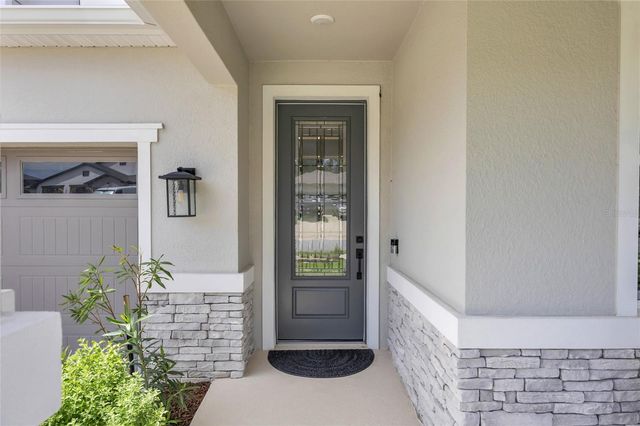 10484 SPRING LAKE DRIVE, Clermont, FL 34711
