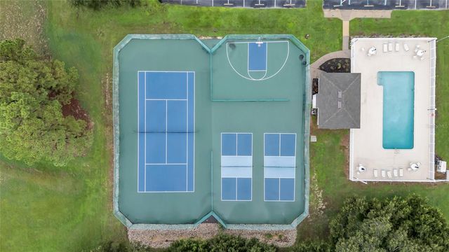 10484 SPRING LAKE DRIVE, Clermont, FL 34711