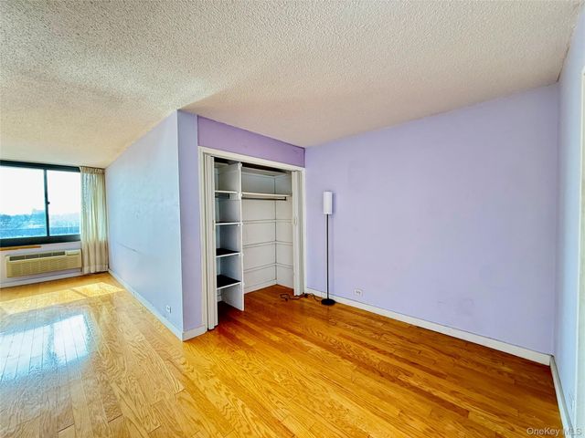 150-38 Union Turnpike 10L, Kew Garden Hills, NY 11367