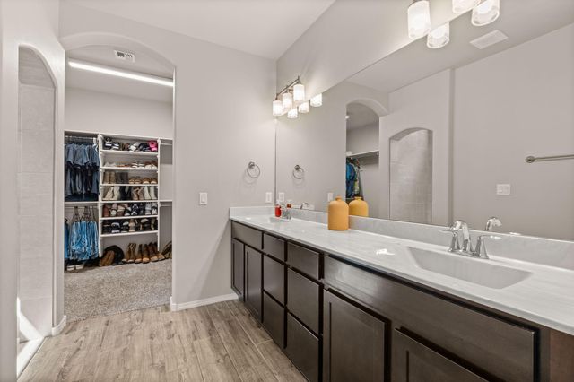 4288 CROWNED EAGLE Loop NE, Rio Rancho, NM 87144