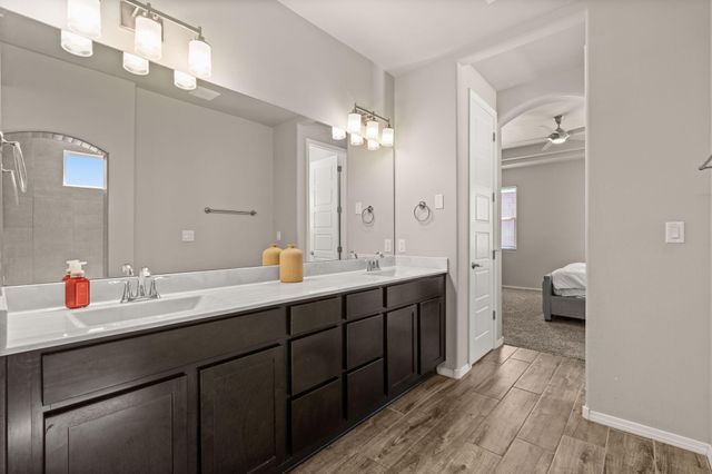 4288 CROWNED EAGLE Loop NE, Rio Rancho, NM 87144