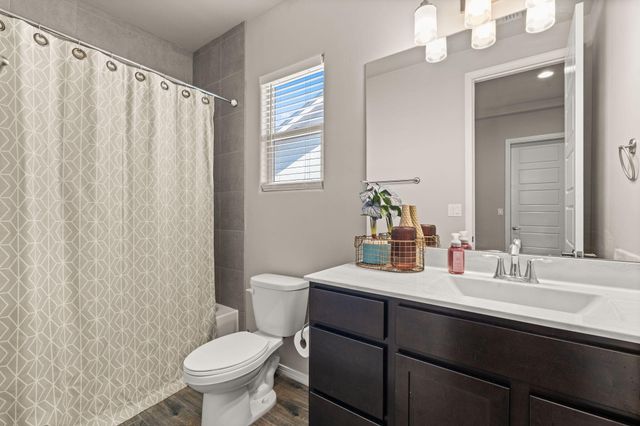 4288 CROWNED EAGLE Loop NE, Rio Rancho, NM 87144