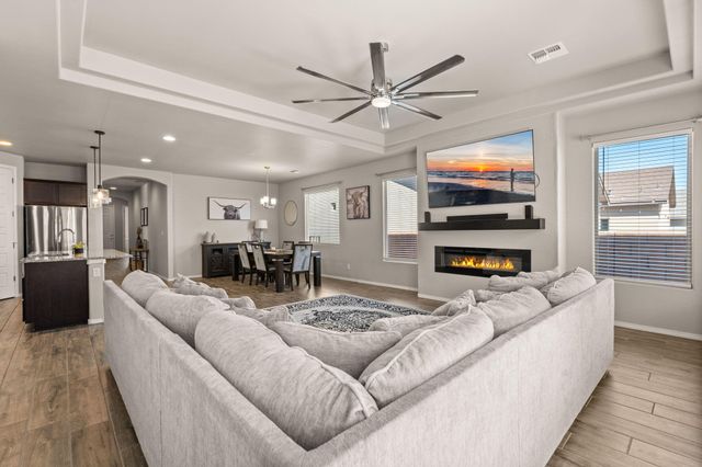 4288 CROWNED EAGLE Loop NE, Rio Rancho, NM 87144