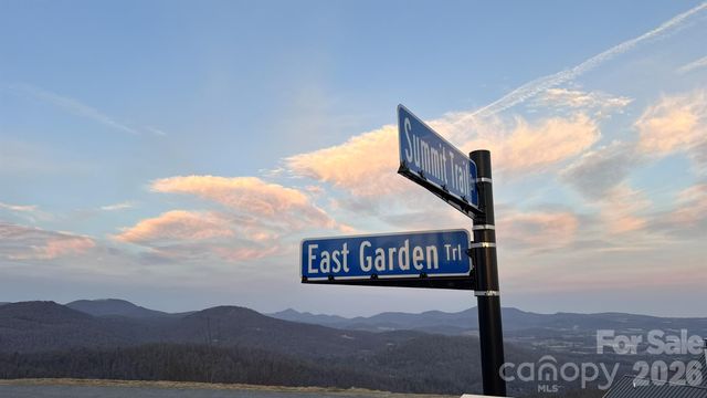 TBD E Garden Trail 33, Hendersonville, NC 28792