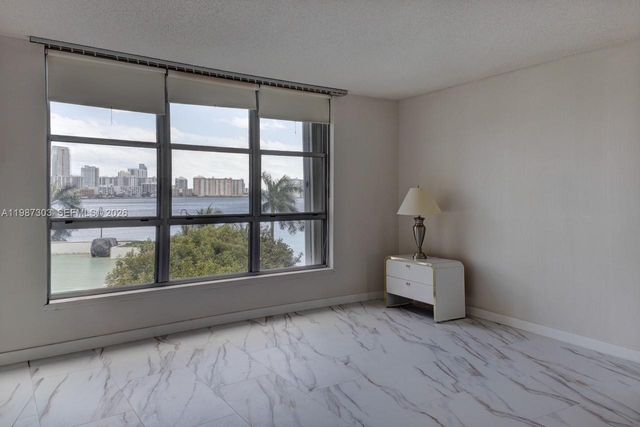 3600 Mystic Pointe Dr 613, Aventura, FL 33180