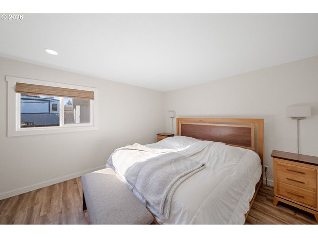 815 BROADWAY Ave, Winchester Bay, OR 97467