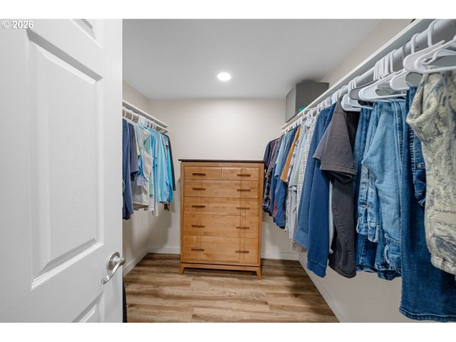 815 BROADWAY Ave, Winchester Bay, OR 97467