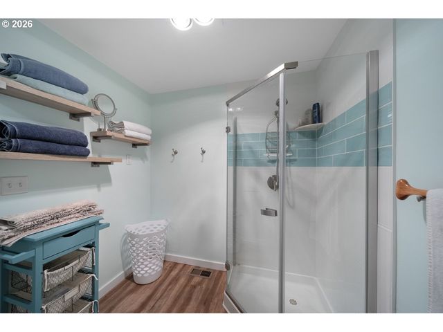 815 BROADWAY Ave, Winchester Bay, OR 97467