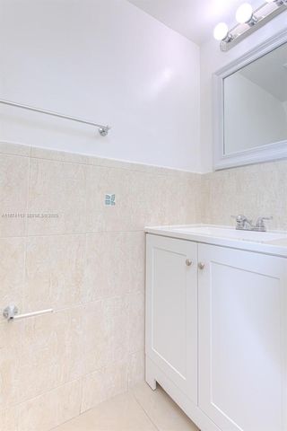 5698 W 25th Ct 5698, Hialeah, FL 33016