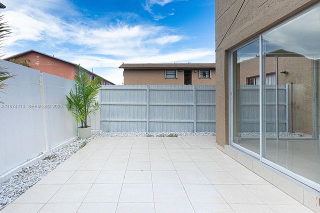 5698 W 25th Ct 5698, Hialeah, FL 33016